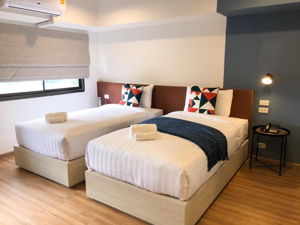 Saffron Hill Minburi Hotel Bangkok Exterior photo